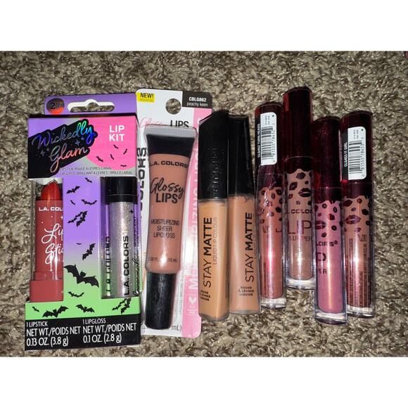NEW LA COLORS Lip Bundle 8 items lip gloss lip plumper matte color - Picture 1 of 3